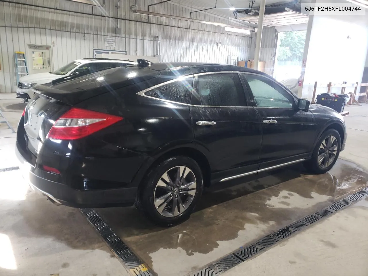 2015 Honda Crosstour Exl VIN: 5J6TF2H5XFL004744 Lot: 69045904