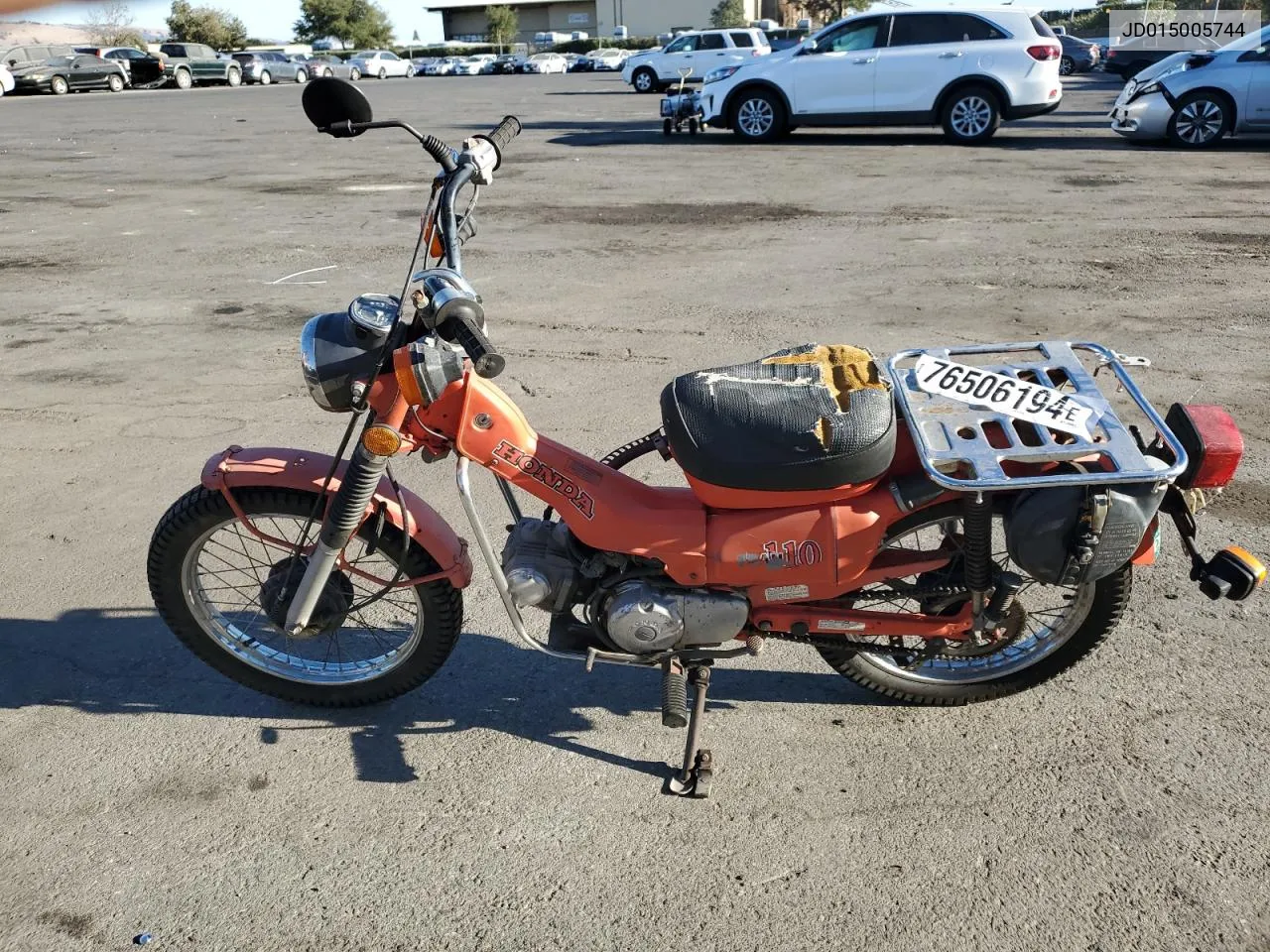 JD015005744 1980 Honda Ct90