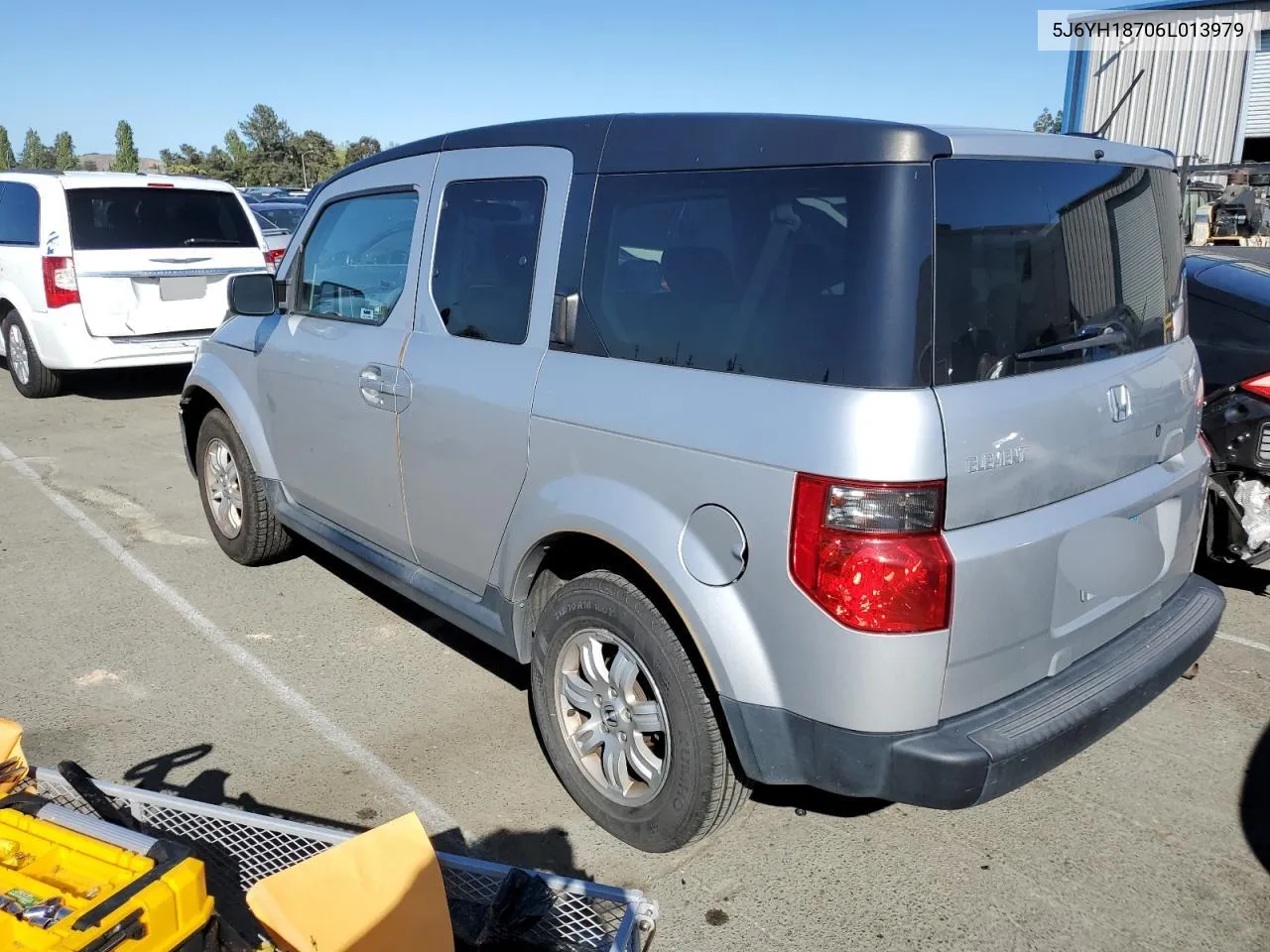 2006 Honda Element Ex VIN: 5J6YH18706L013979 Lot: 52385674