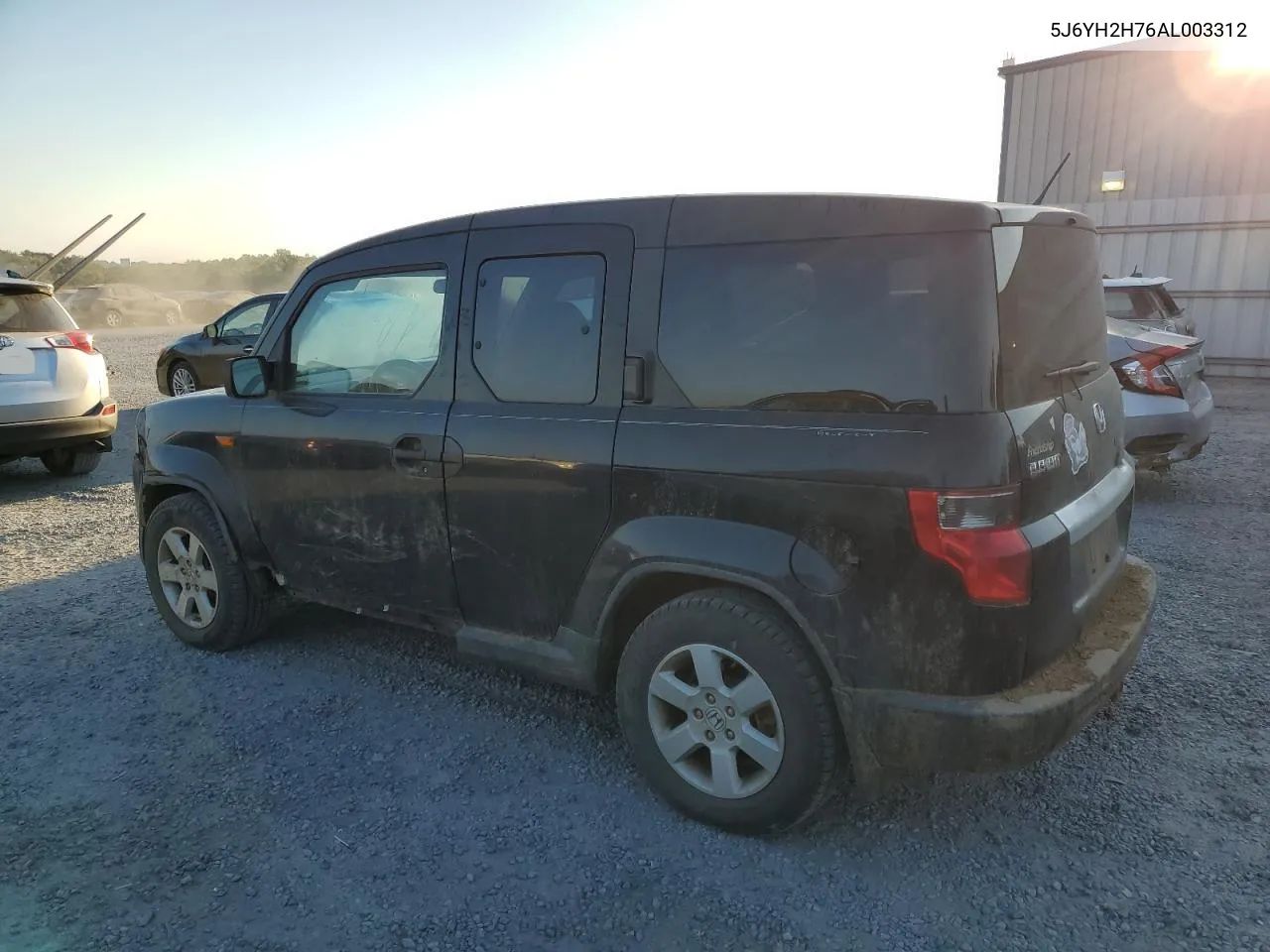 5J6YH2H76AL003312 2010 Honda Element Ex