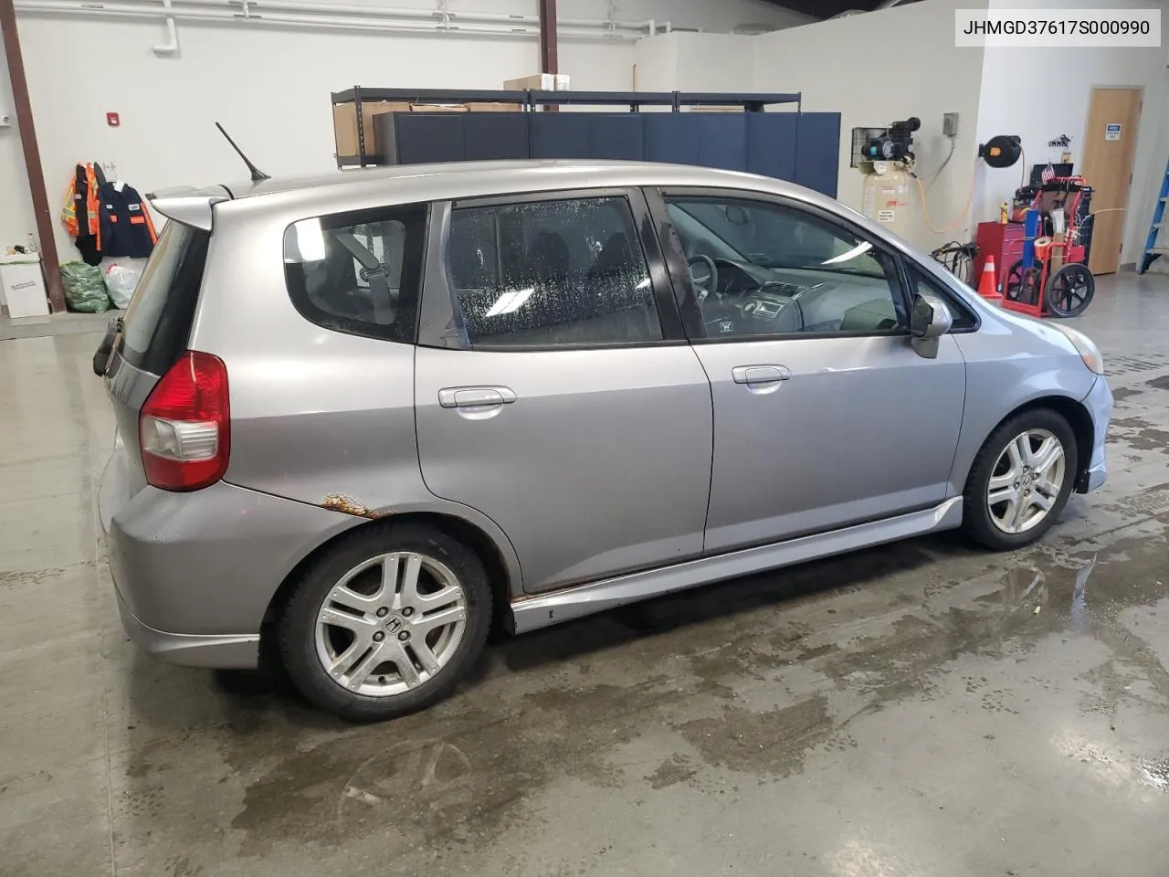 2007 Honda Fit S VIN: JHMGD37617S000990 Lot: 73576934