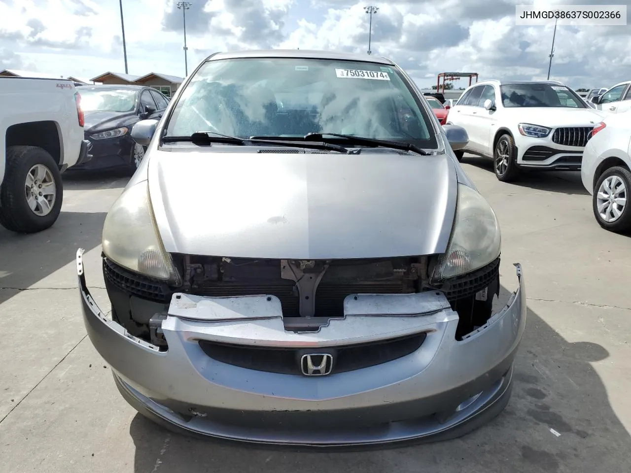 JHMGD38637S002366 2007 Honda Fit S