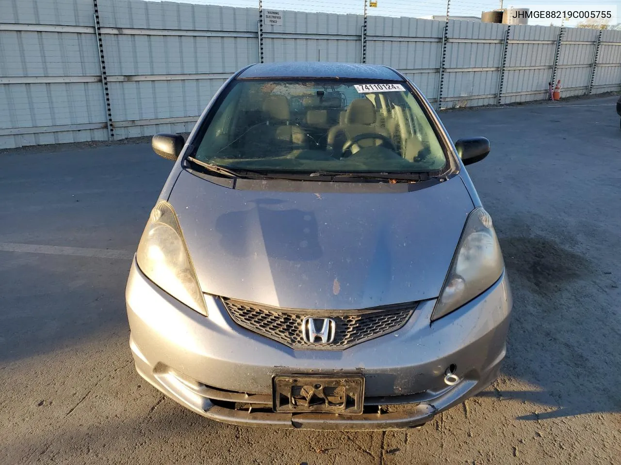 2009 Honda Fit VIN: JHMGE88219C005755 Lot: 74110124