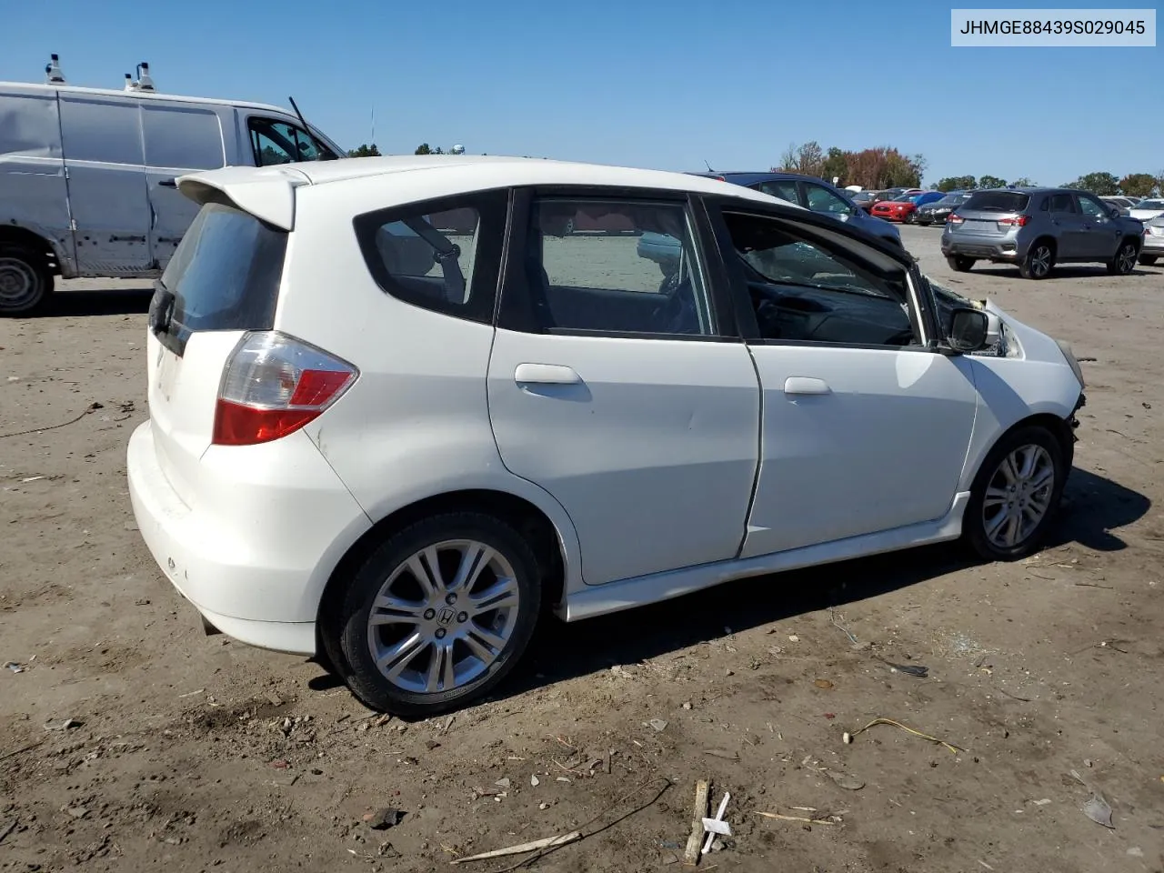 2009 Honda Fit Sport VIN: JHMGE88439S029045 Lot: 76462314