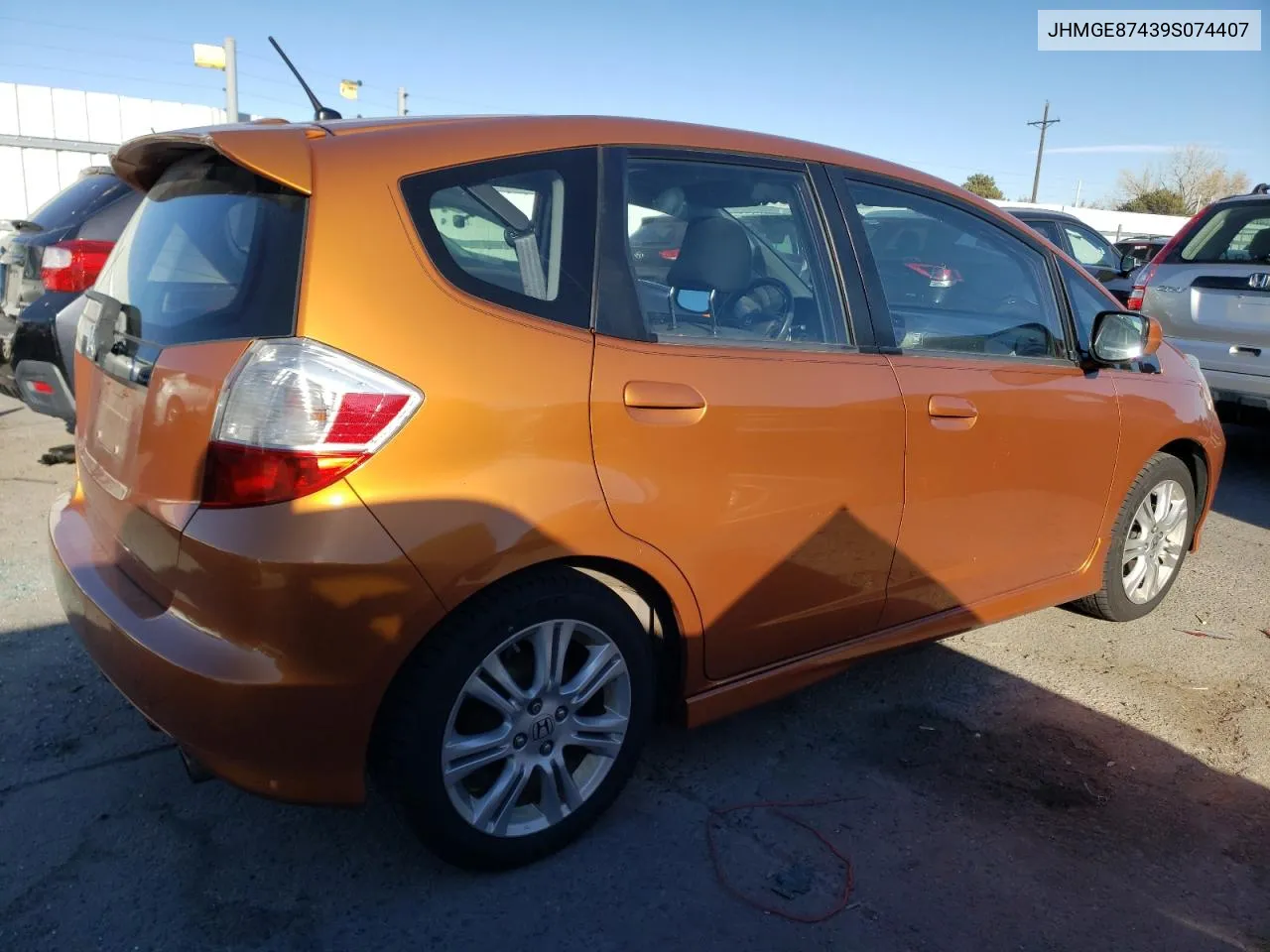 2009 Honda Fit Sport VIN: JHMGE87439S074407 Lot: 81646774