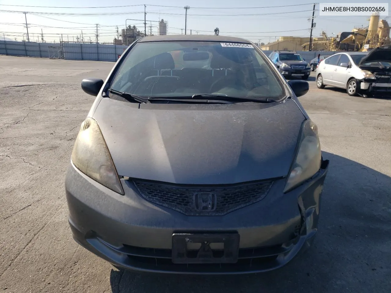 2011 Honda Fit VIN: JHMGE8H30BS002656 Lot: 64466554