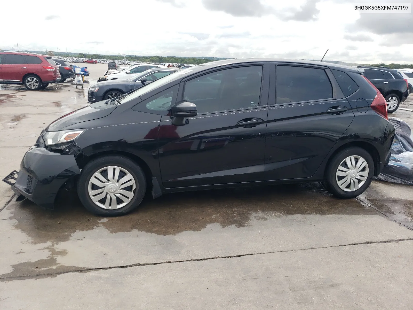 2015 Honda Fit Lx VIN: 3HGGK5G5XFM747197 Lot: 63854584