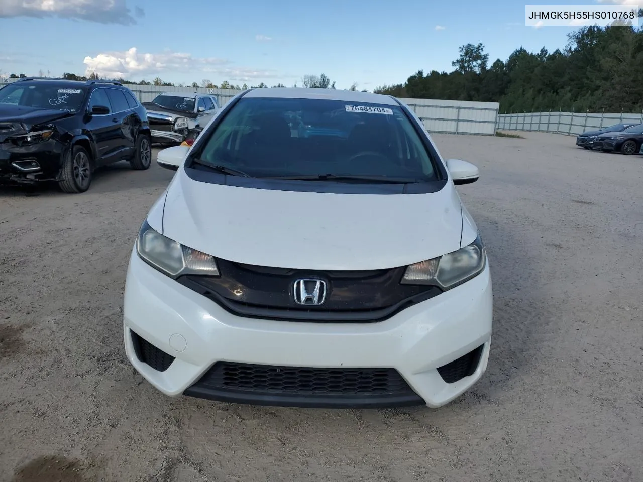 2017 Honda Fit Lx VIN: JHMGK5H55HS010768 Lot: 76484704