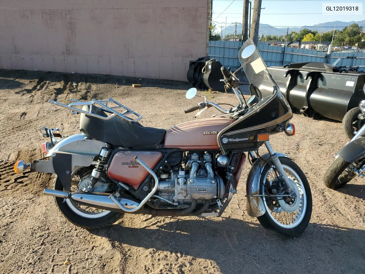 GL12019318 1976 Honda Gl1000