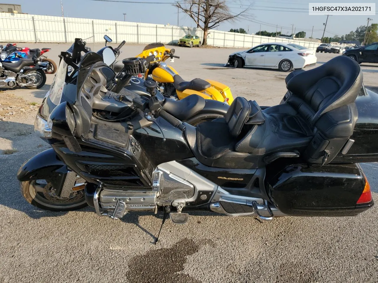 2003 Honda Gl1800 A VIN: 1HGFSC47X3A202171 Lot: 69314544