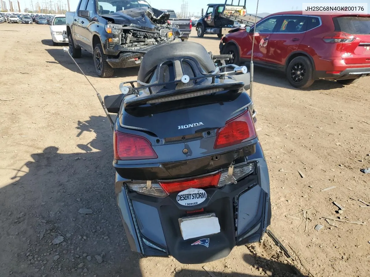 JH2SC68N4GK200176 2016 Honda Gl1800 Abs