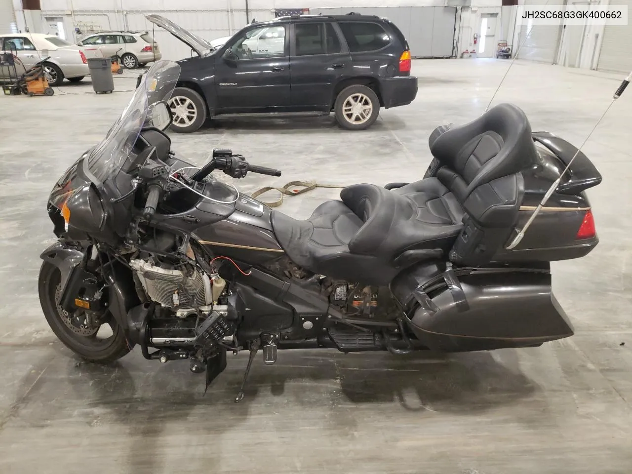 2016 Honda Gl1800 VIN: JH2SC68G3GK400662 Lot: 75697024