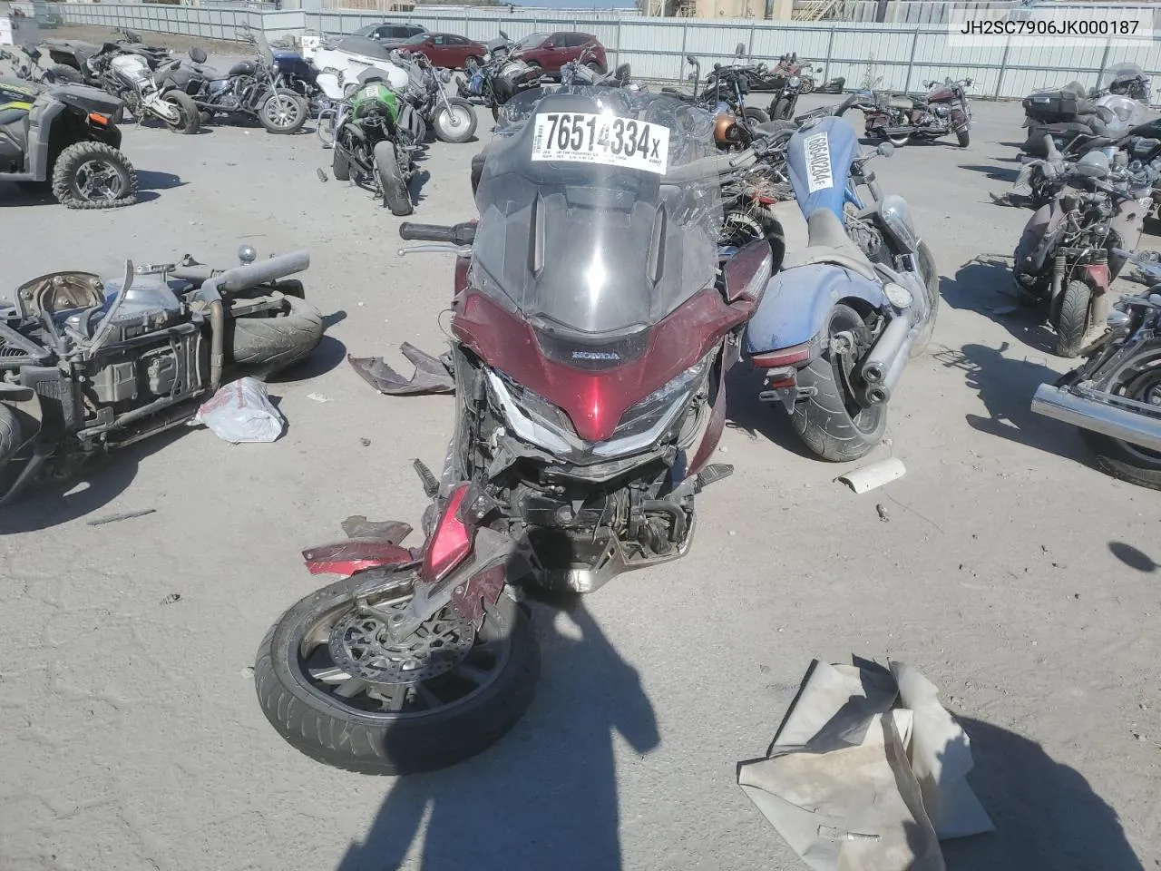 JH2SC7906JK000187 2018 Honda Gl1800