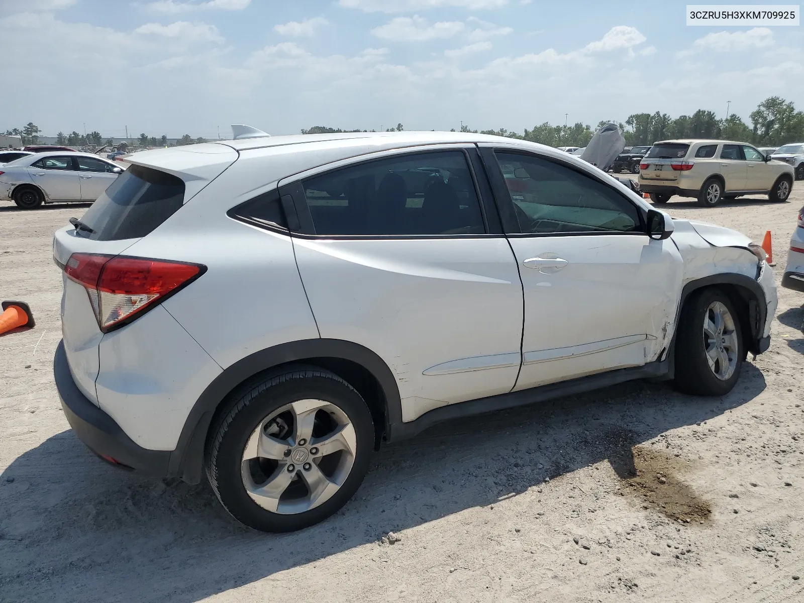 3CZRU5H3XKM709925 2019 Honda Hr-V Lx