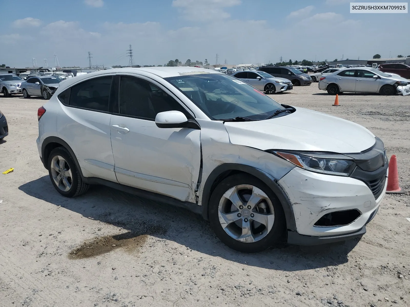 2019 Honda Hr-V Lx VIN: 3CZRU5H3XKM709925 Lot: 66846534