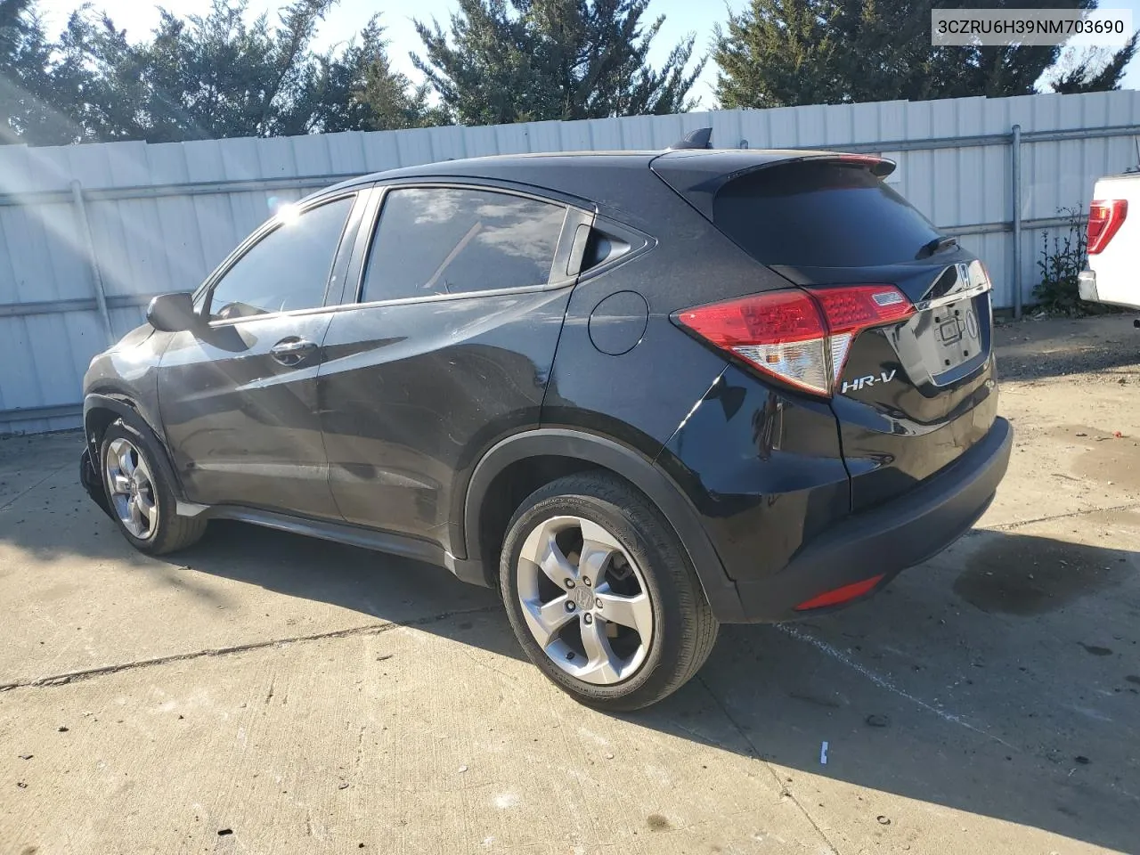 2022 Honda Hr-V Lx VIN: 3CZRU6H39NM703690 Lot: 78800944