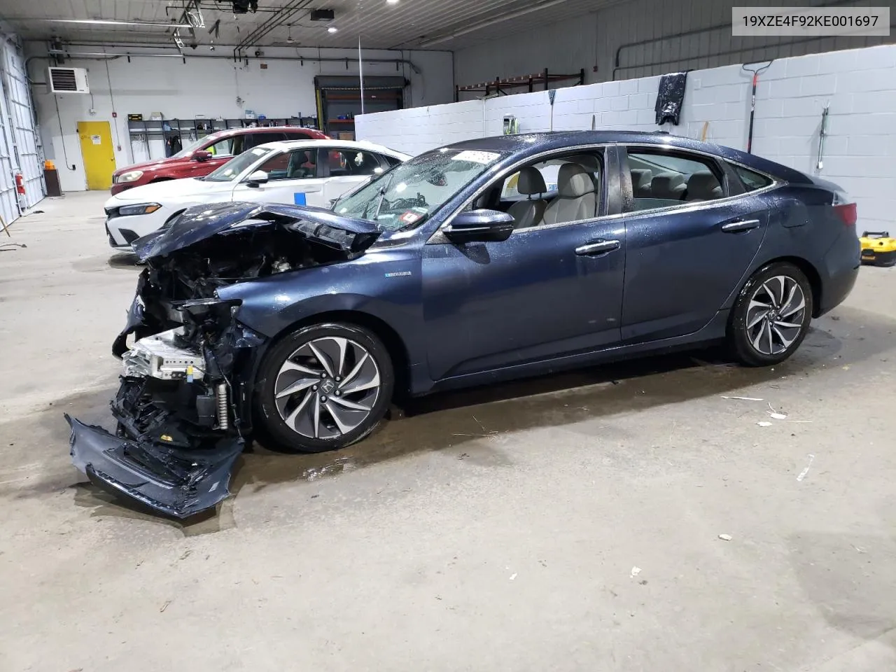 2019 Honda Insight Touring VIN: 19XZE4F92KE001697 Lot: 70671354