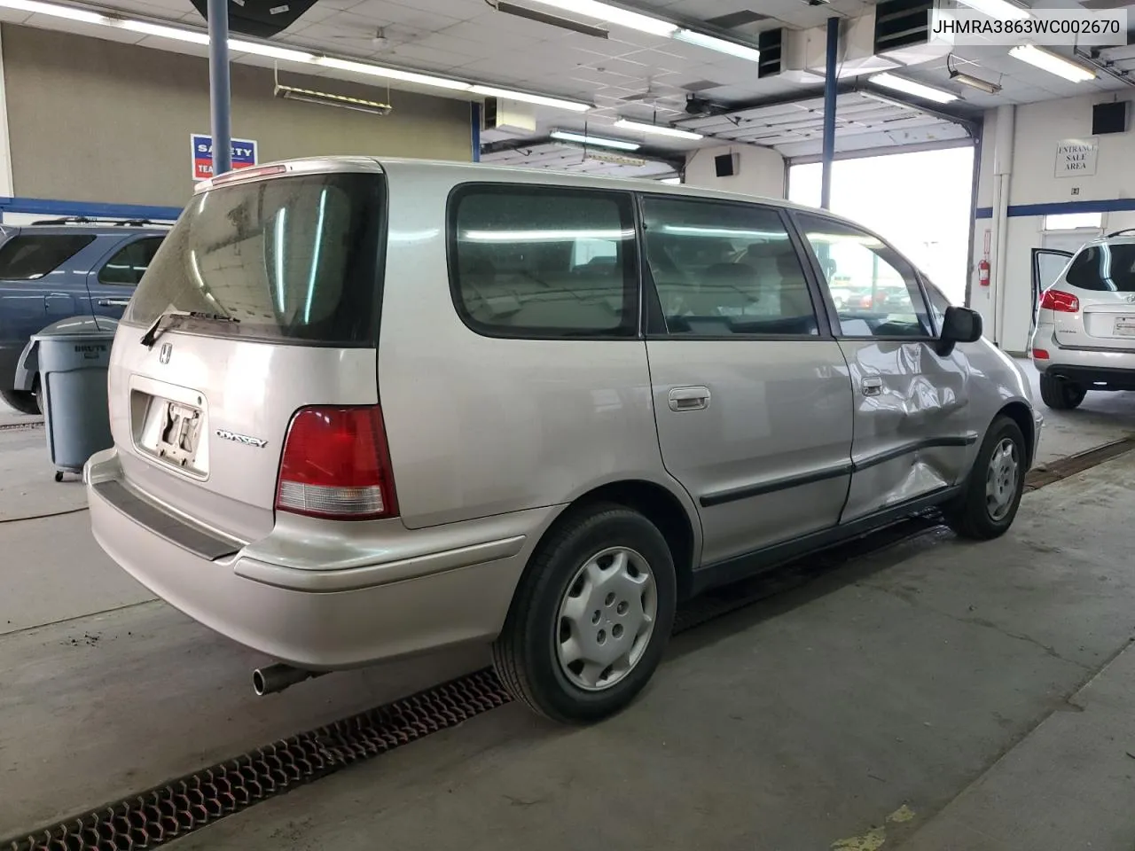 1998 Honda Odyssey Lx VIN: JHMRA3863WC002670 Lot: 69669714