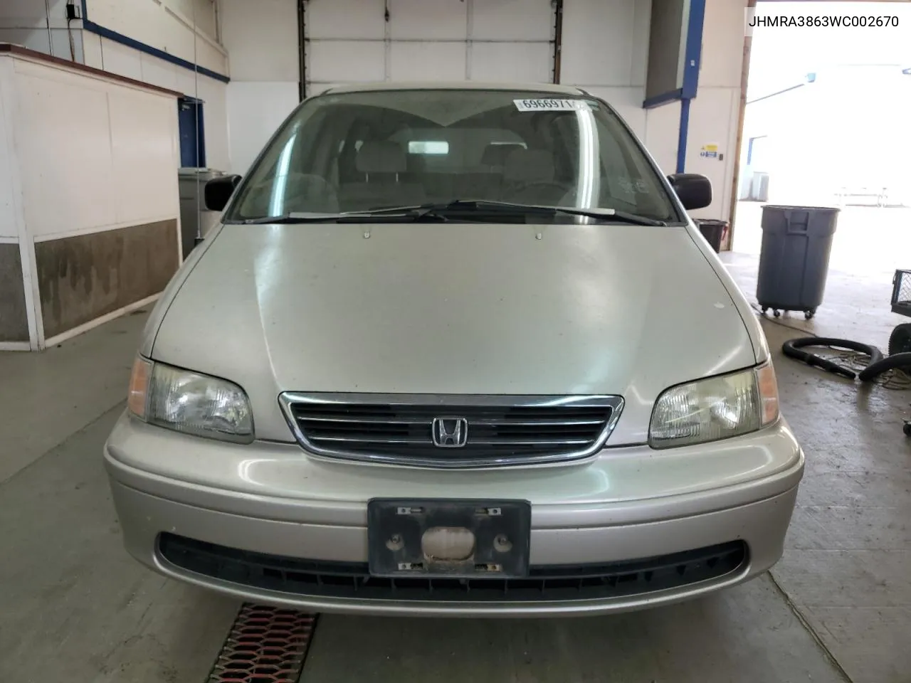 1998 Honda Odyssey Lx VIN: JHMRA3863WC002670 Lot: 69669714