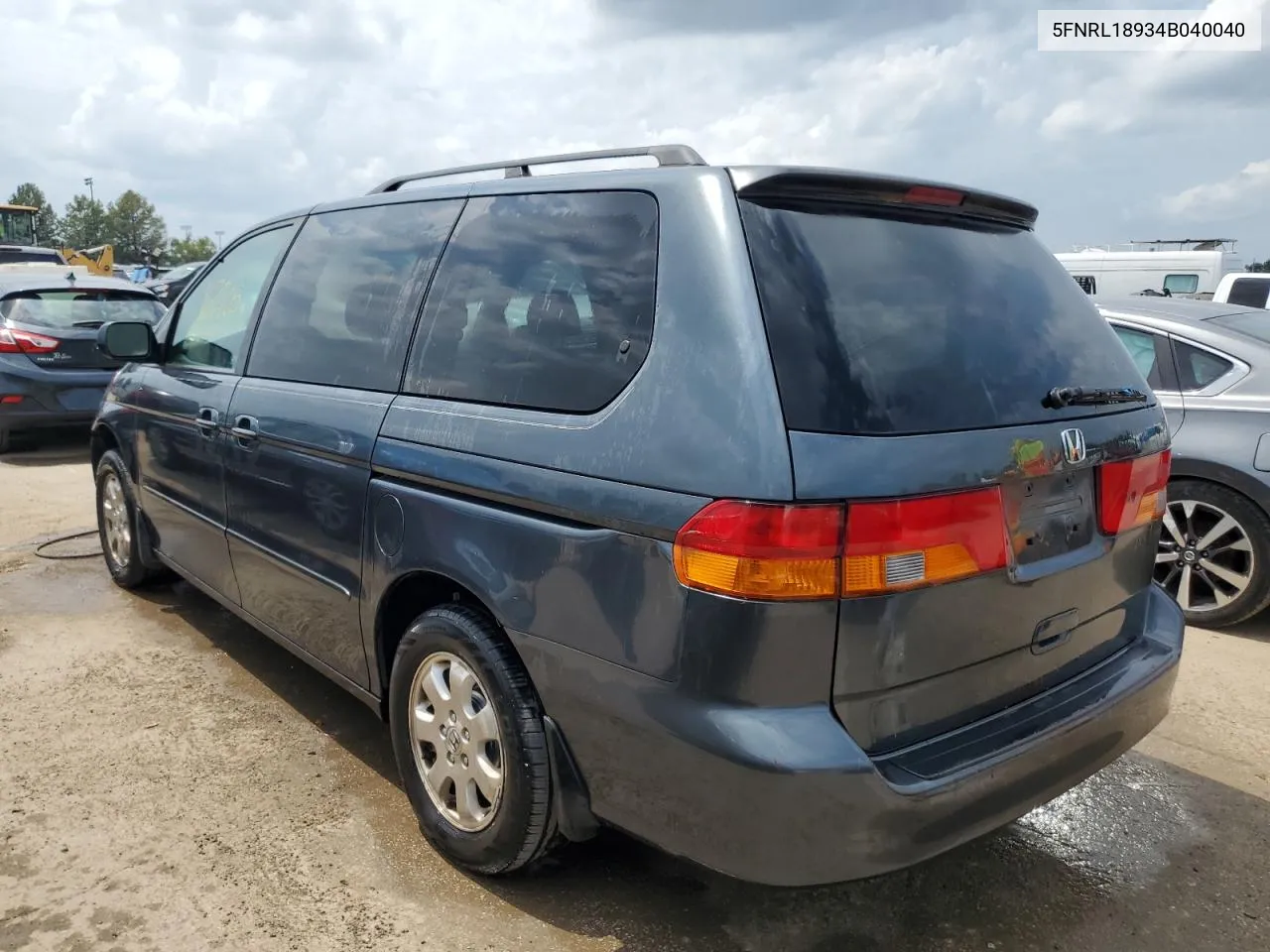 5FNRL18934B040040 2004 Honda Odyssey Exl