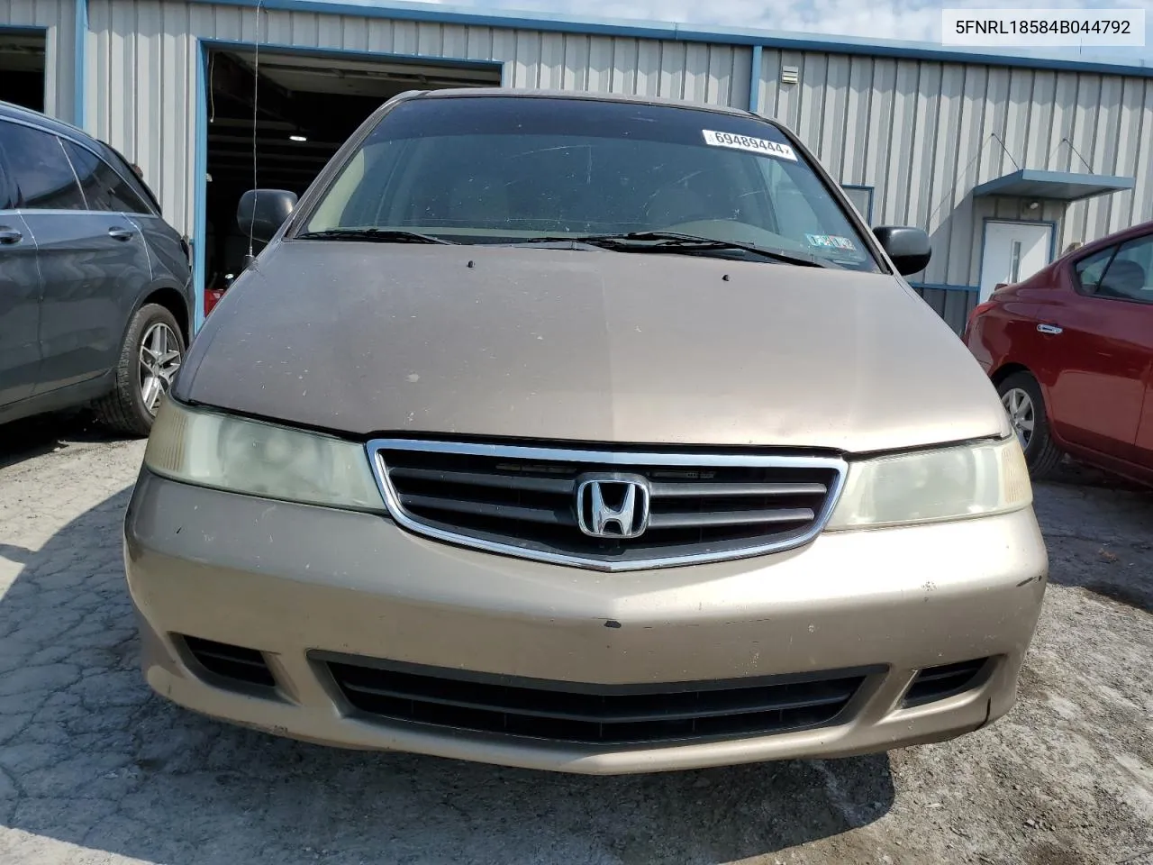 5FNRL18584B044792 2004 Honda Odyssey Lx