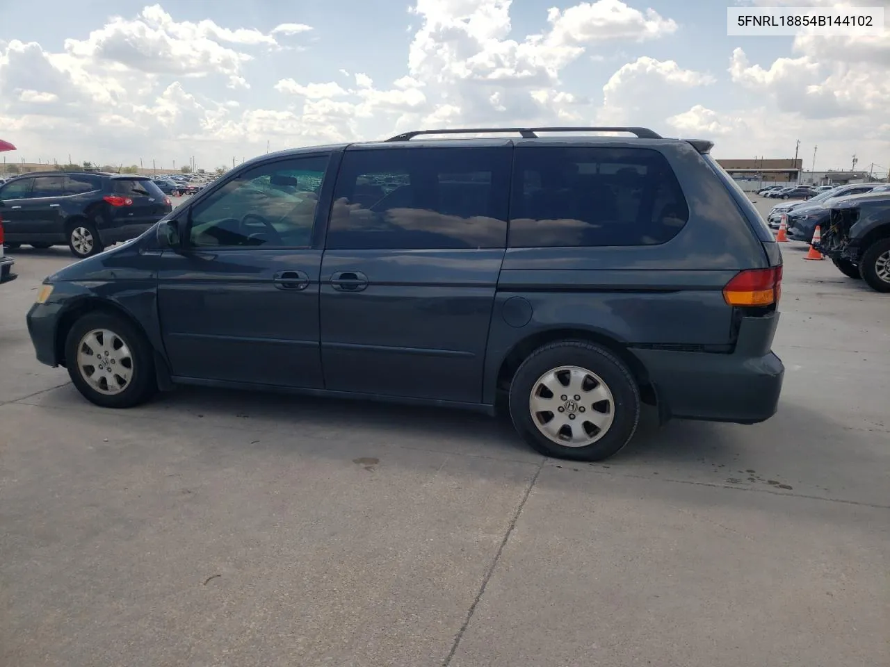 2004 Honda Odyssey Ex VIN: 5FNRL18854B144102 Lot: 70471104