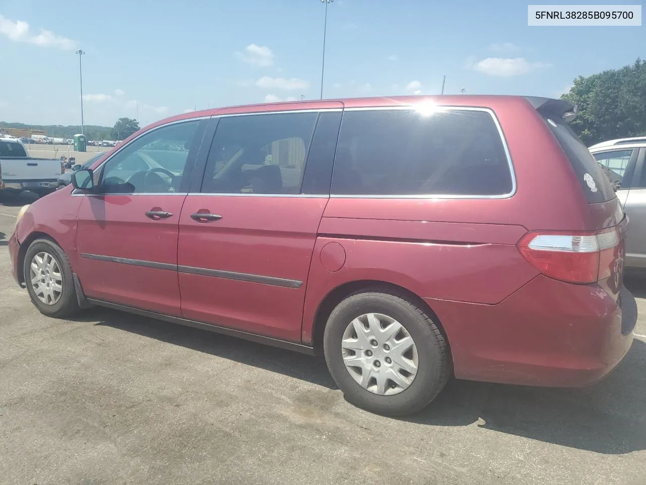 5FNRL38285B095700 2005 Honda Odyssey Lx