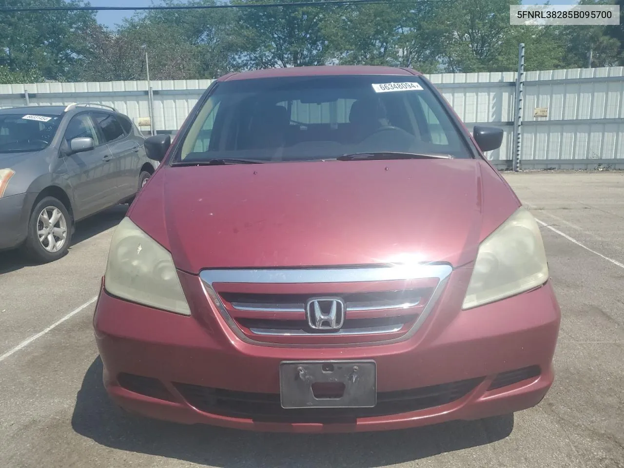 2005 Honda Odyssey Lx VIN: 5FNRL38285B095700 Lot: 66348094