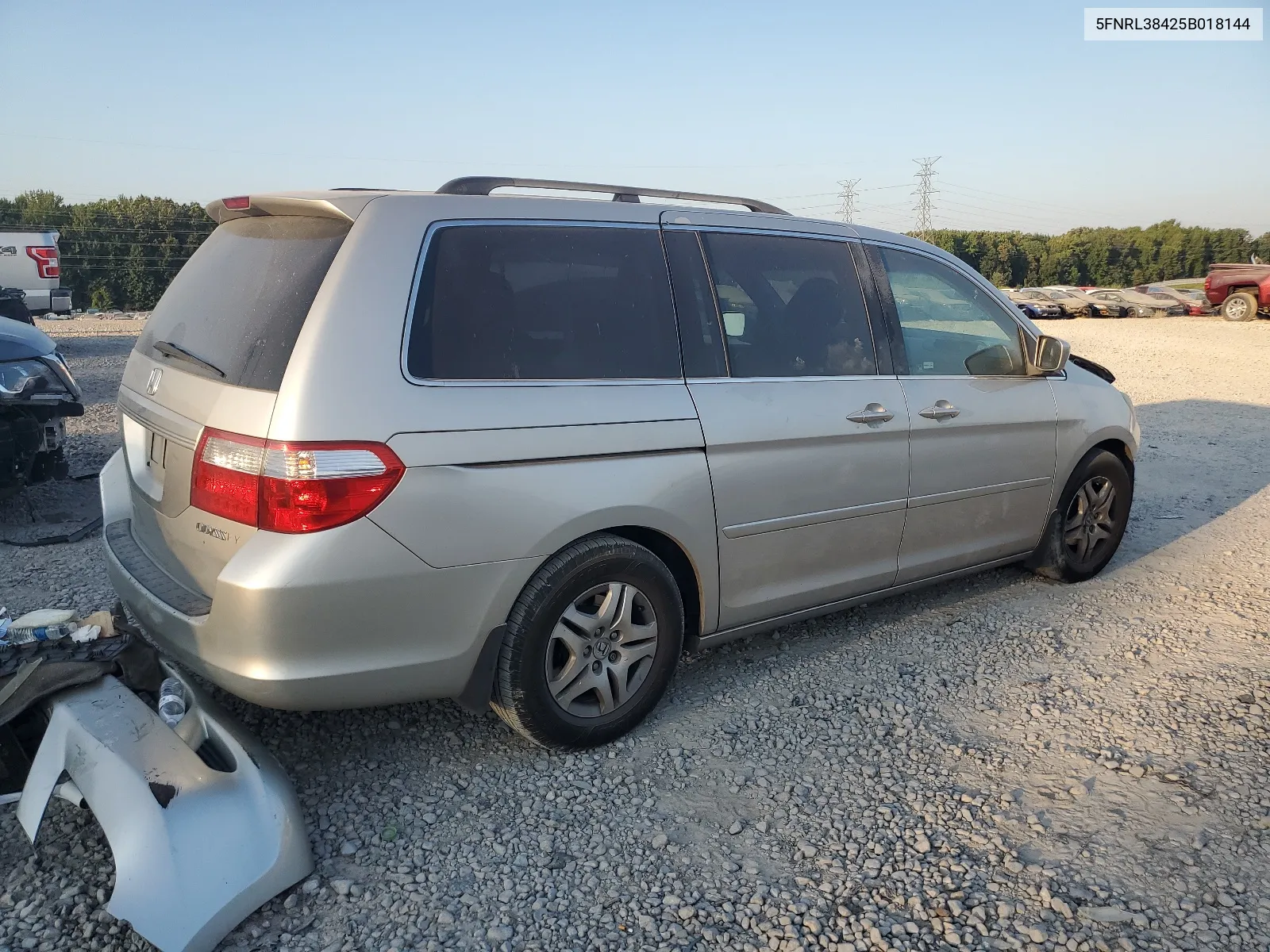 2005 Honda Odyssey Ex VIN: 5FNRL38425B018144 Lot: 66616014