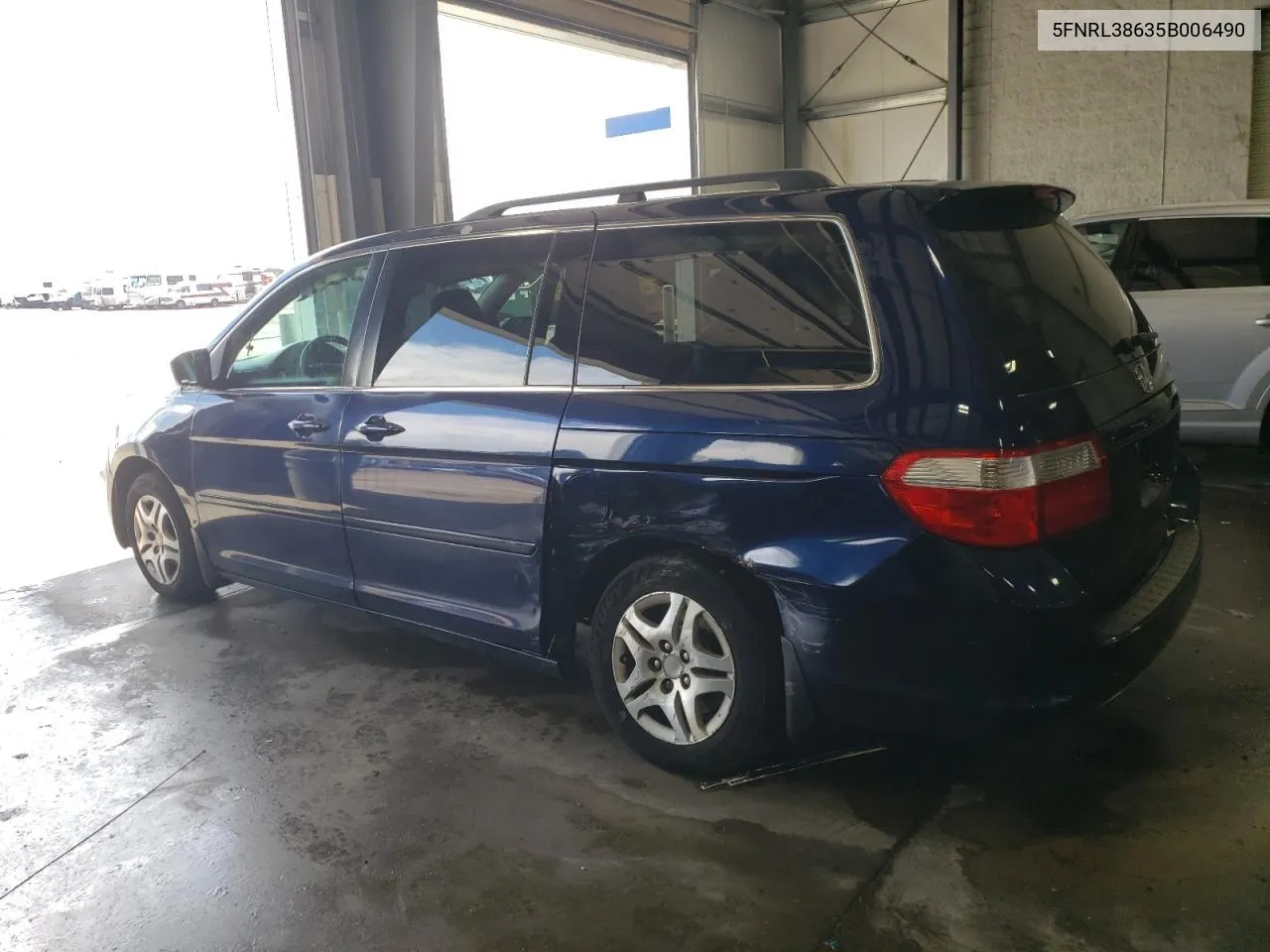 2005 Honda Odyssey Exl VIN: 5FNRL38635B006490 Lot: 67863554