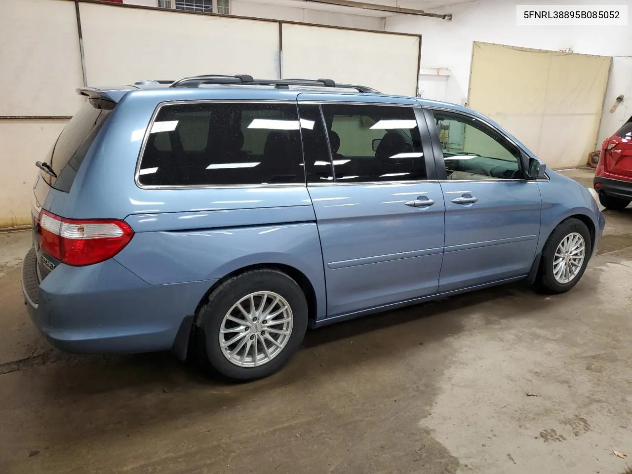 5FNRL38895B085052 2005 Honda Odyssey Touring