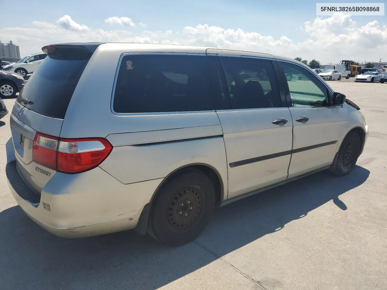 2005 Honda Odyssey Lx VIN: 5FNRL38265B098868 Lot: 73292254