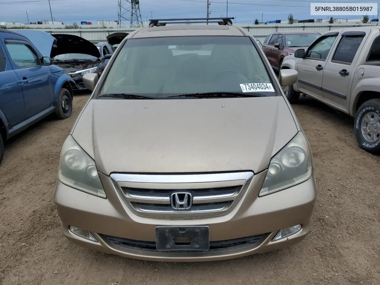 2005 Honda Odyssey Touring VIN: 5FNRL38805B015987 Lot: 73404034