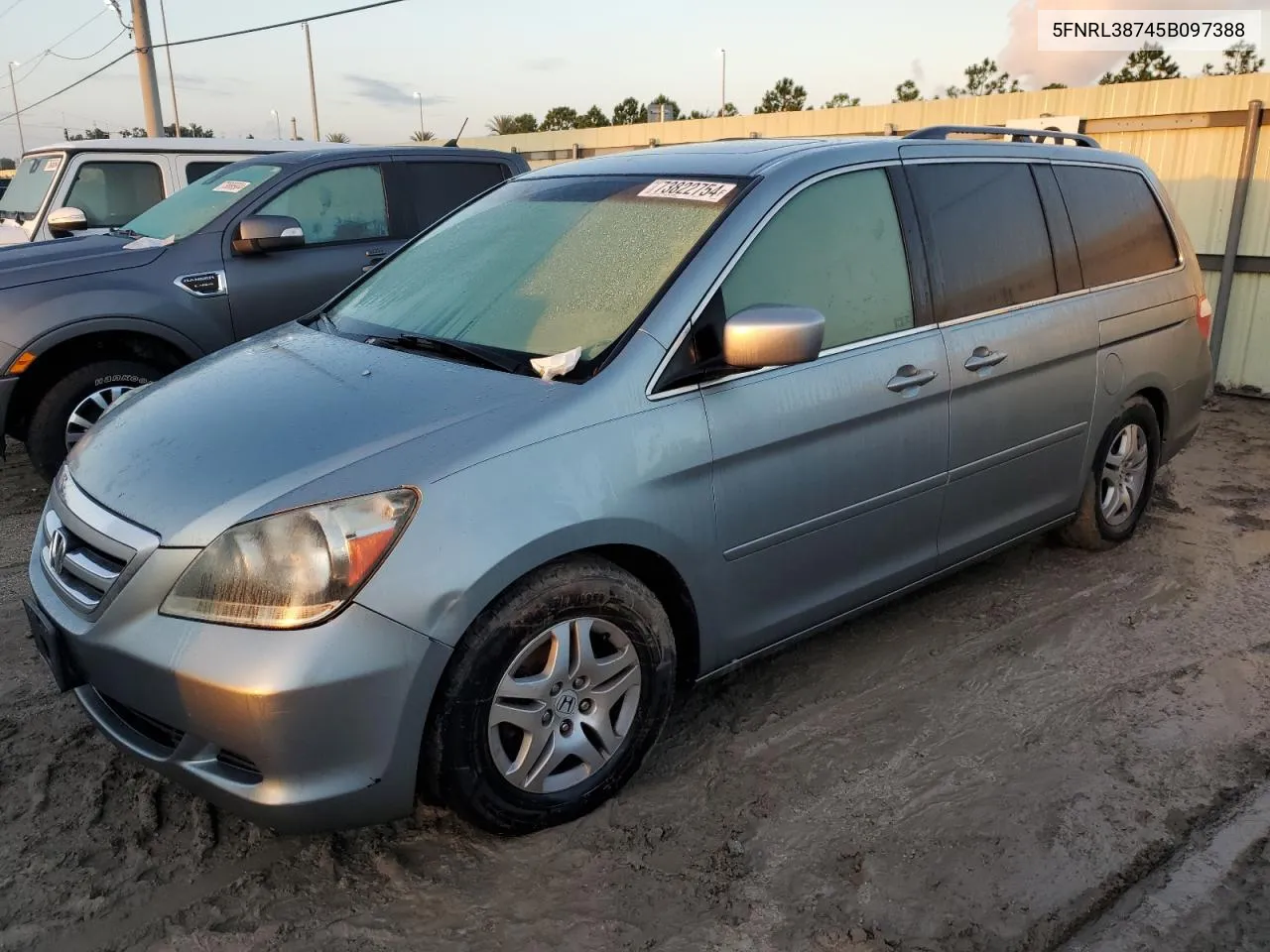 2005 Honda Odyssey Exl VIN: 5FNRL38745B097388 Lot: 73822754