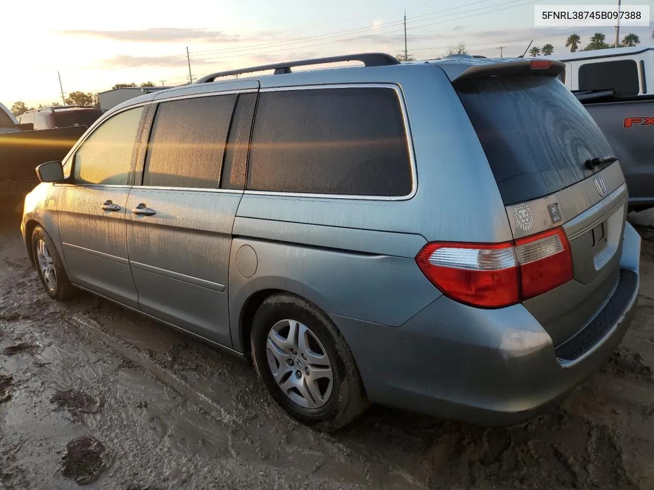 2005 Honda Odyssey Exl VIN: 5FNRL38745B097388 Lot: 73822754