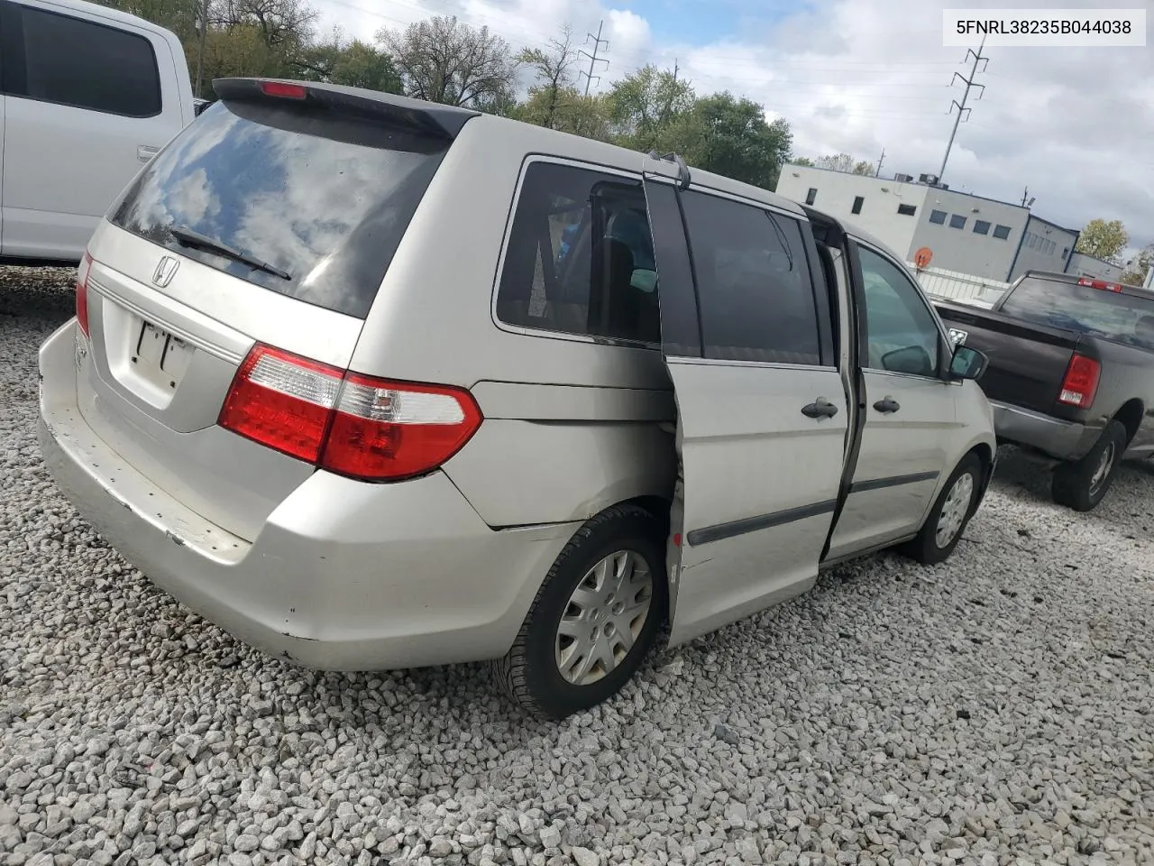 2005 Honda Odyssey Lx VIN: 5FNRL38235B044038 Lot: 75095254