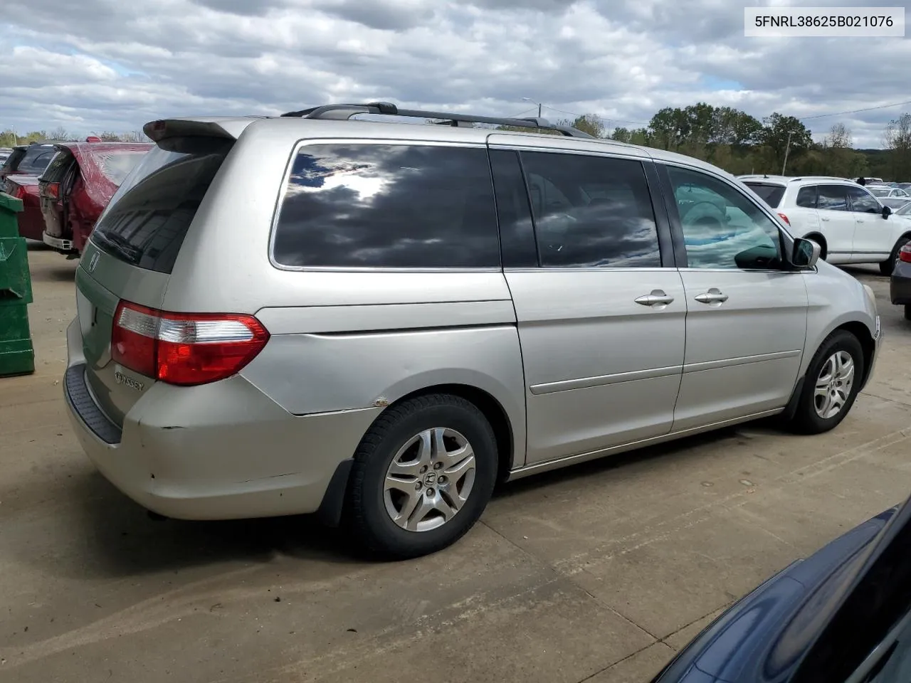 5FNRL38625B021076 2005 Honda Odyssey Exl