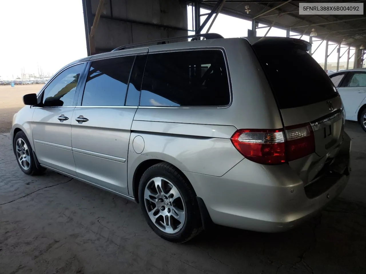 2006 Honda Odyssey Touring VIN: 5FNRL388X6B004092 Lot: 65570894