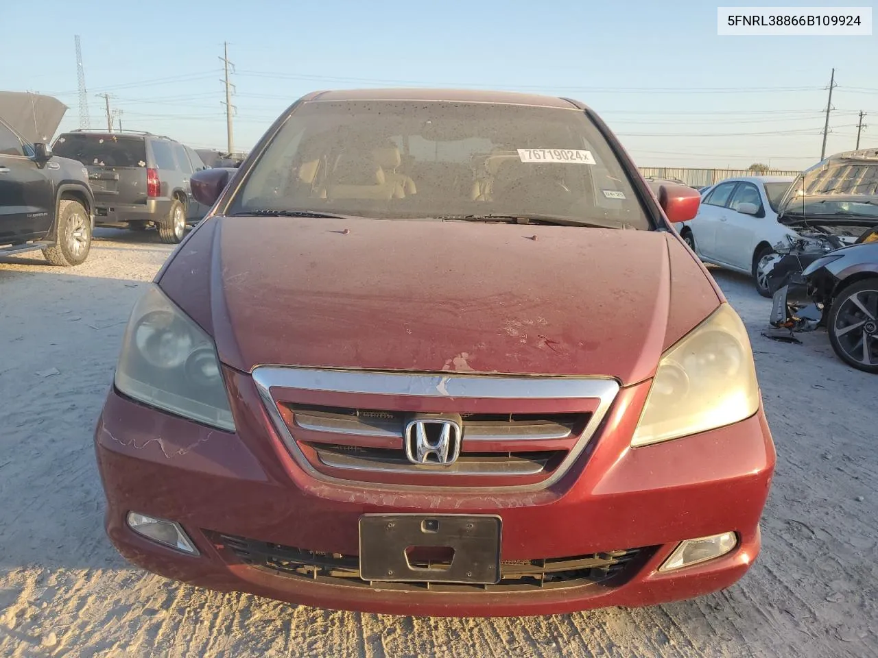 2006 Honda Odyssey Touring VIN: 5FNRL38866B109924 Lot: 76719024