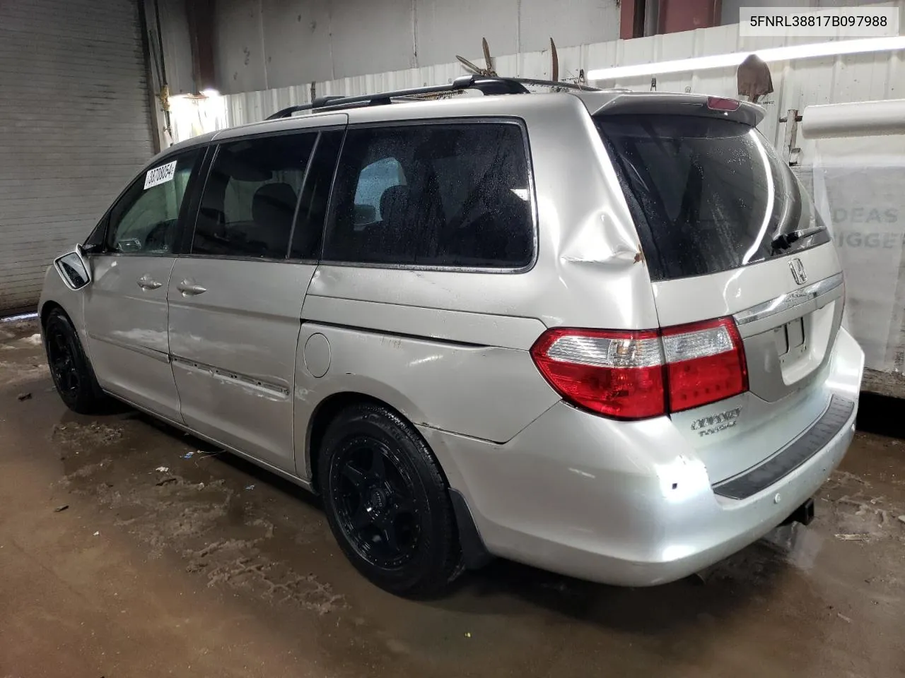 2007 Honda Odyssey Touring VIN: 5FNRL38817B097988 Lot: 38708054