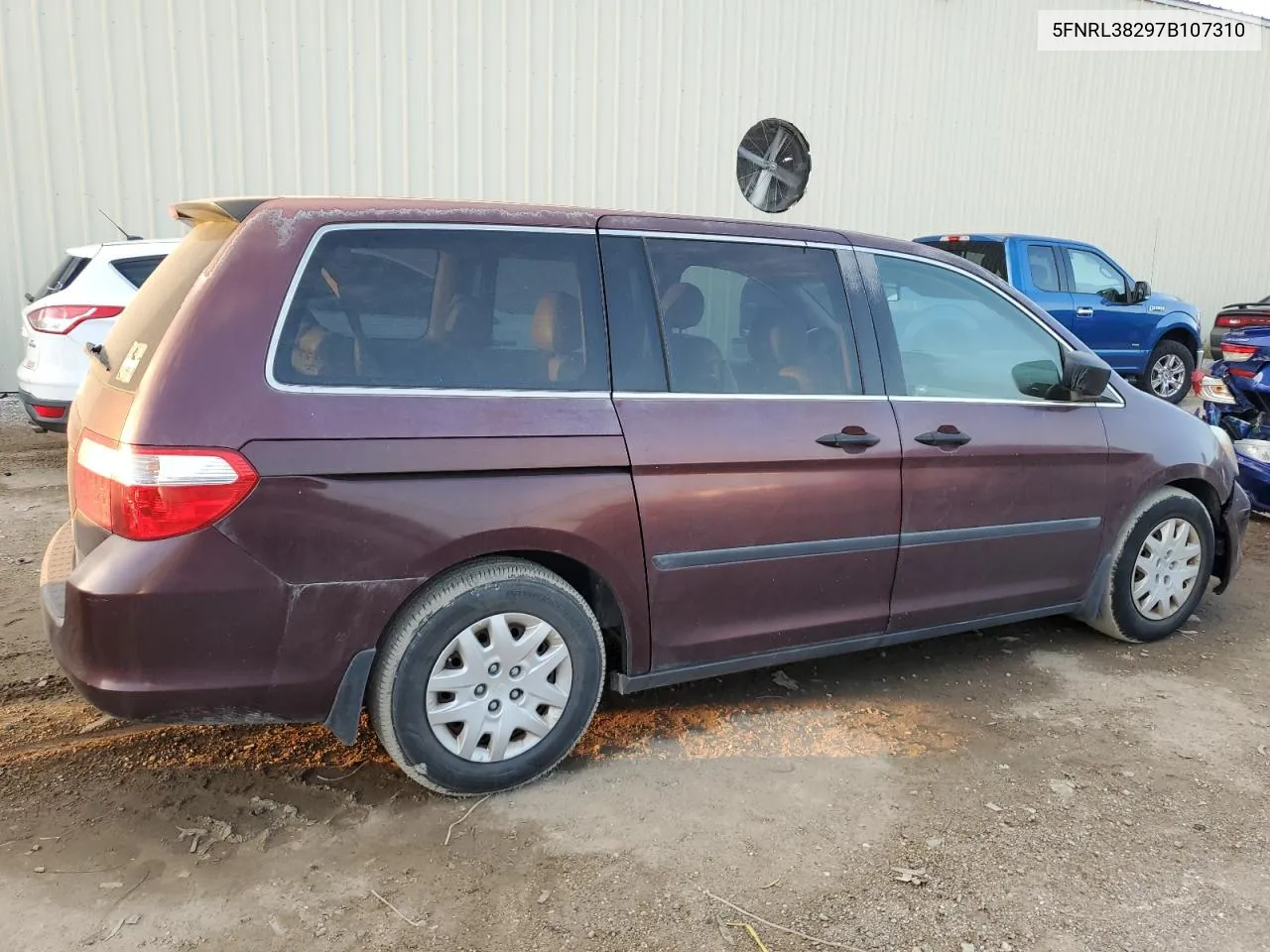 2007 Honda Odyssey Lx VIN: 5FNRL38297B107310 Lot: 71097084