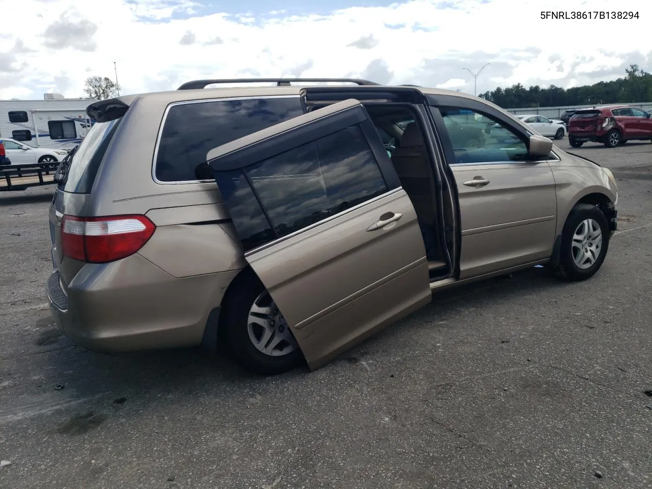 2007 Honda Odyssey Exl VIN: 5FNRL38617B138294 Lot: 72524234