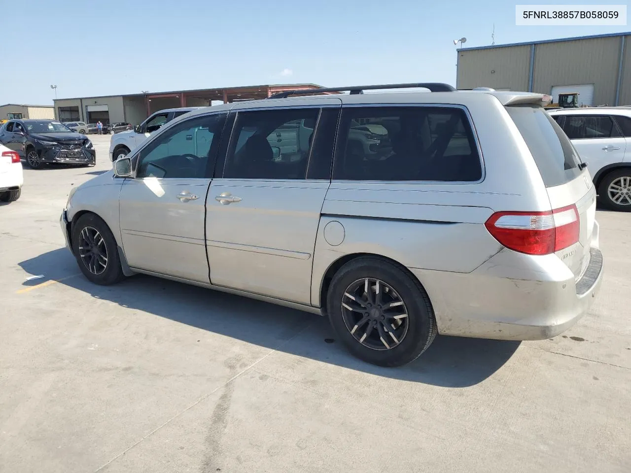 2007 Honda Odyssey Touring VIN: 5FNRL38857B058059 Lot: 74335344