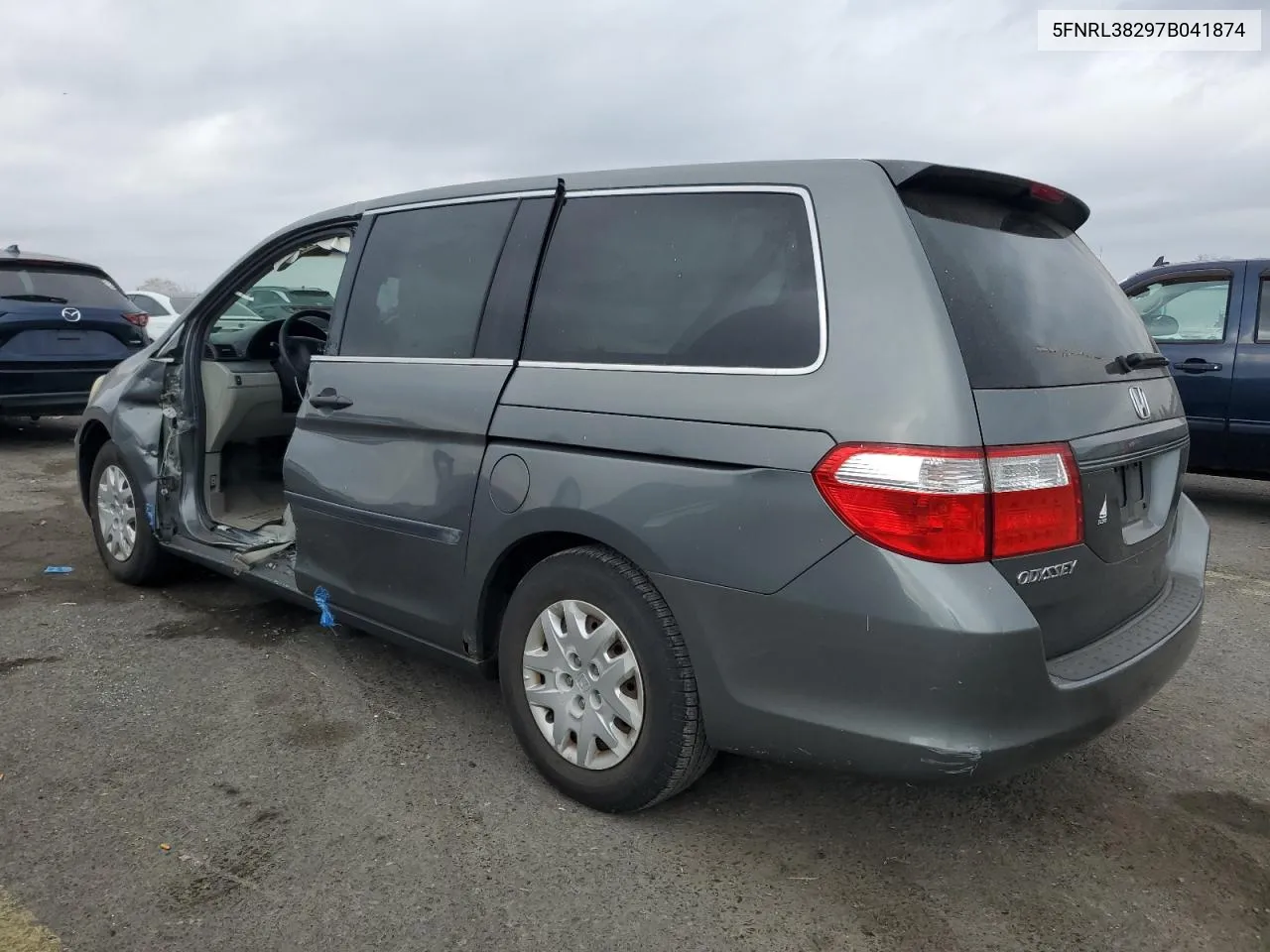 2007 Honda Odyssey Lx VIN: 5FNRL38297B041874 Lot: 79502244