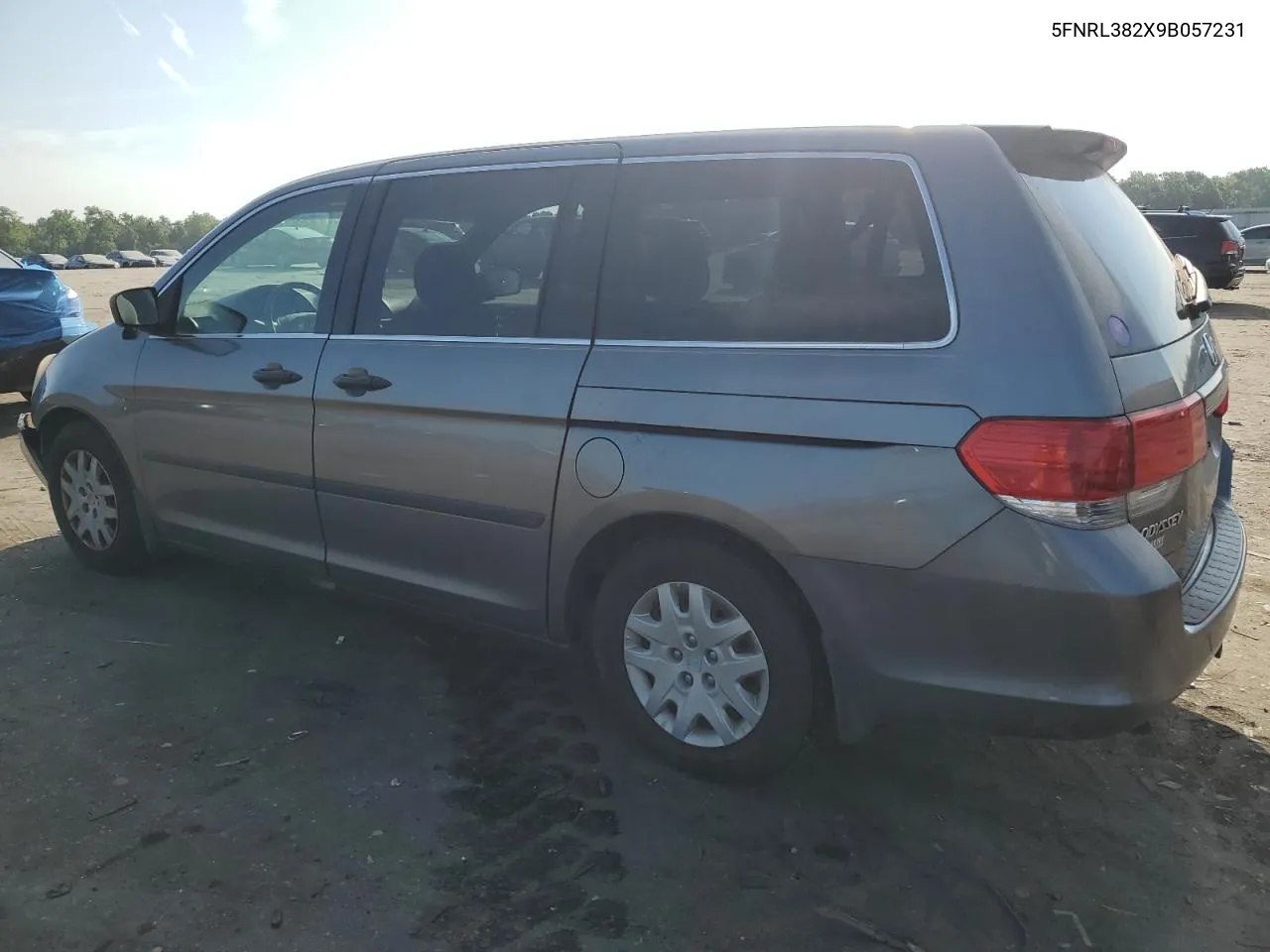 2009 Honda Odyssey Lx VIN: 5FNRL382X9B057231 Lot: 65614154