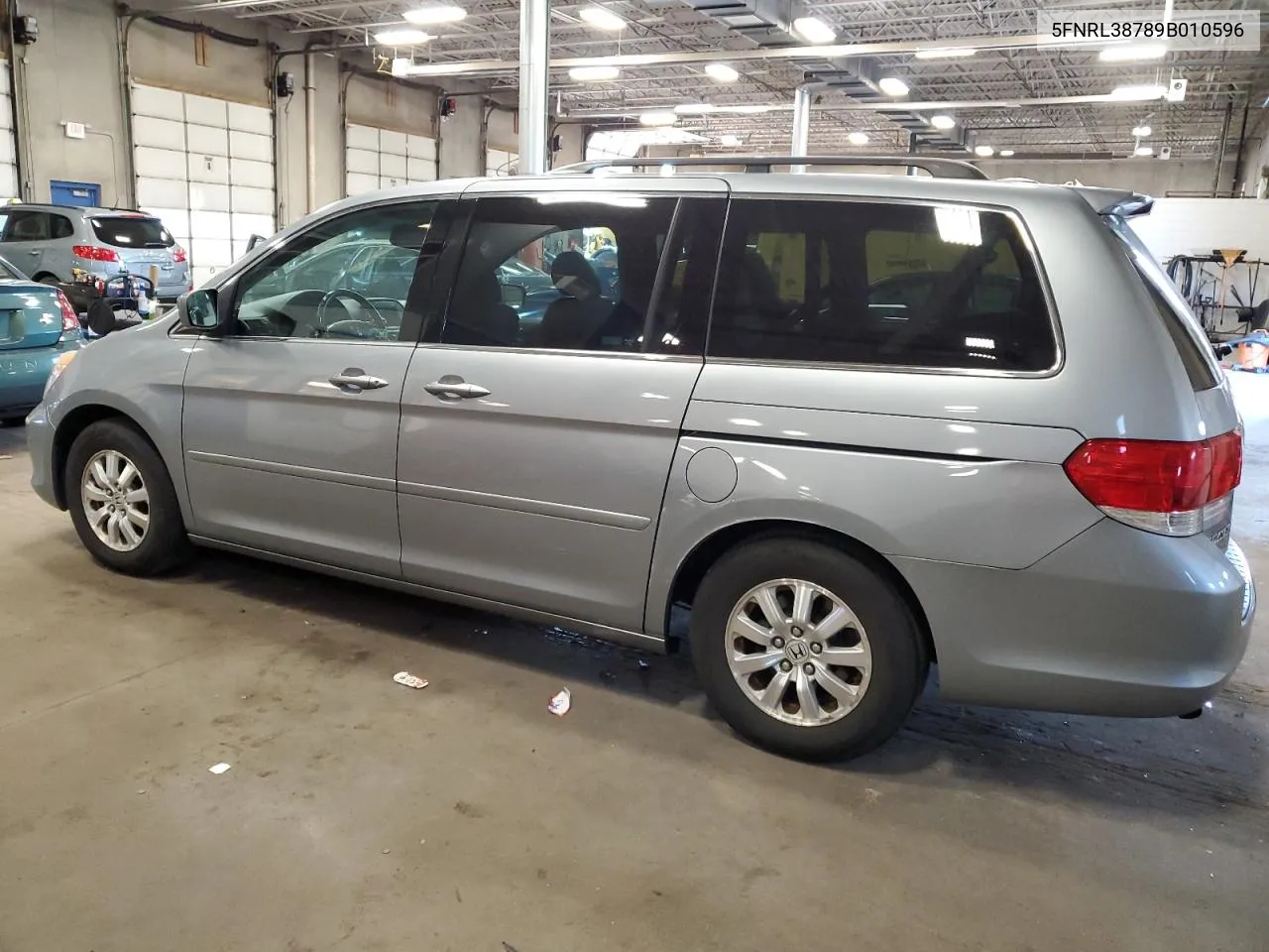 5FNRL38789B010596 2009 Honda Odyssey Exl