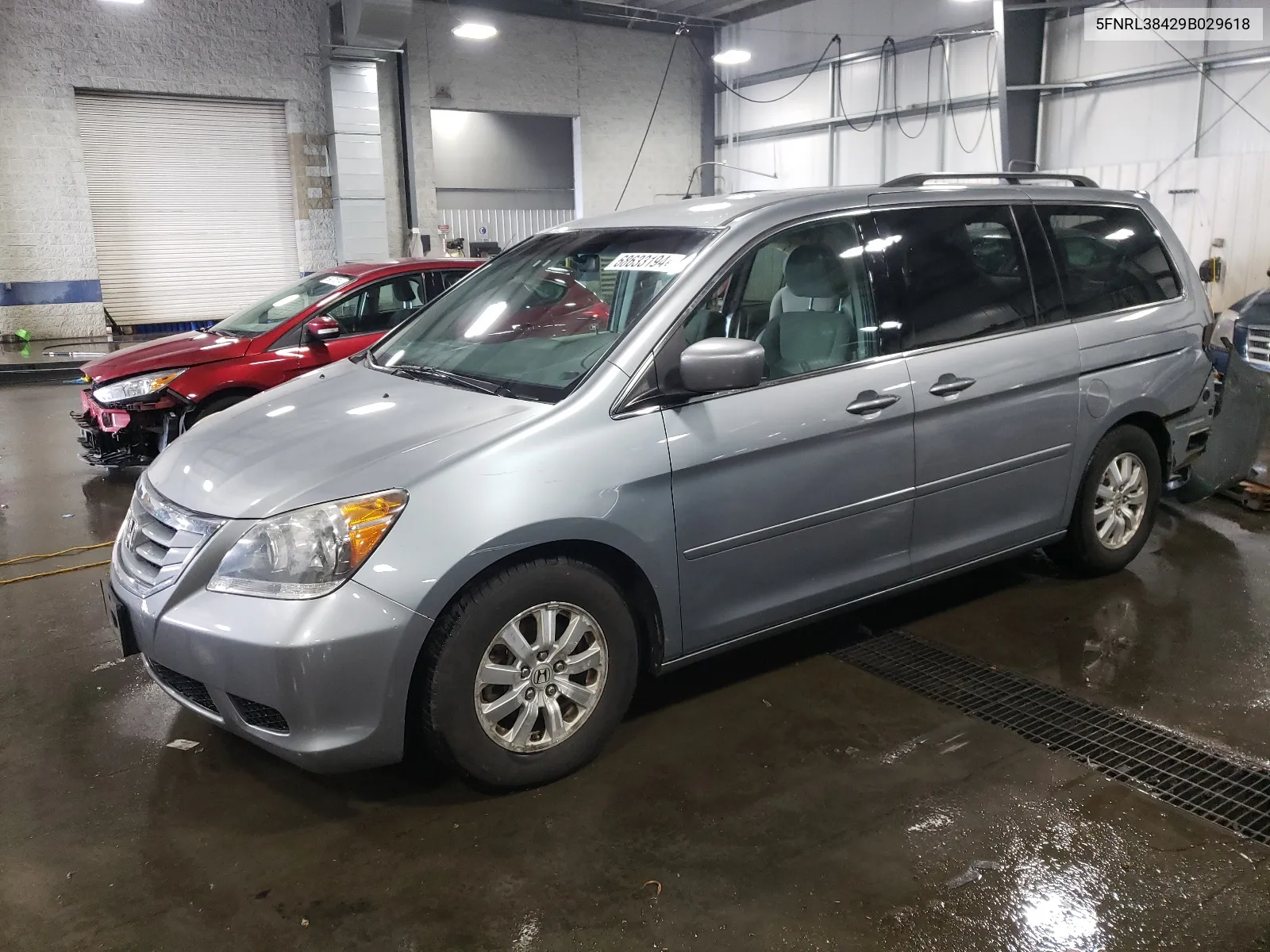 2009 Honda Odyssey Ex VIN: 5FNRL38429B029618 Lot: 68633194