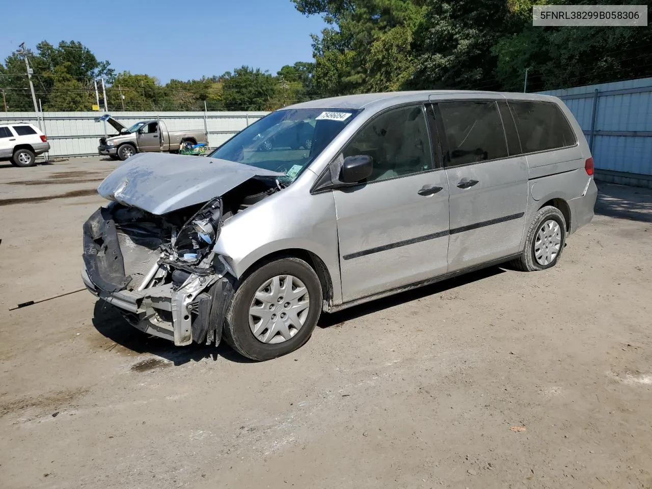 5FNRL38299B058306 2009 Honda Odyssey Lx