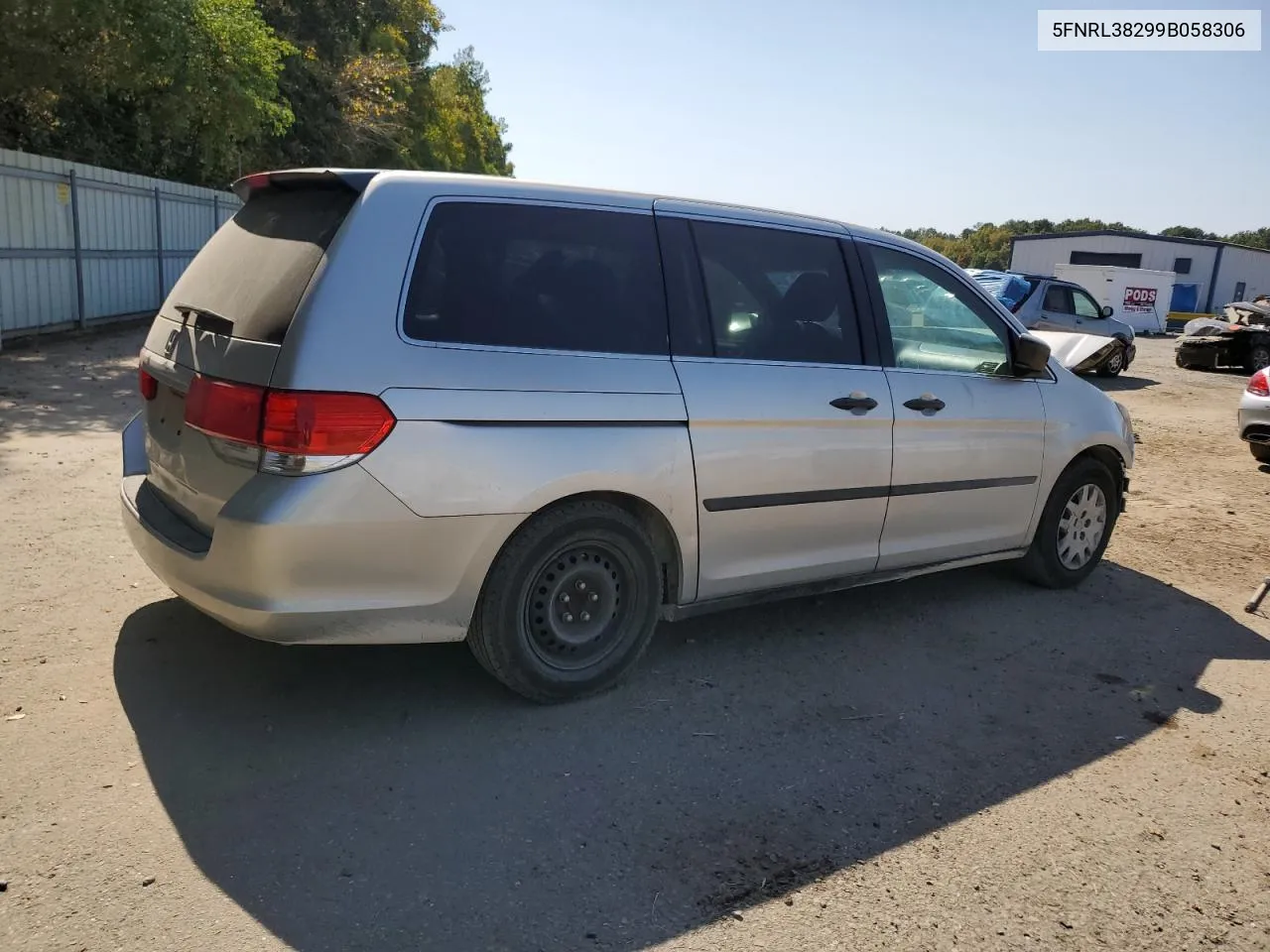 5FNRL38299B058306 2009 Honda Odyssey Lx