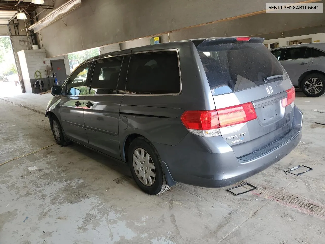 5FNRL3H28AB105541 2010 Honda Odyssey Lx